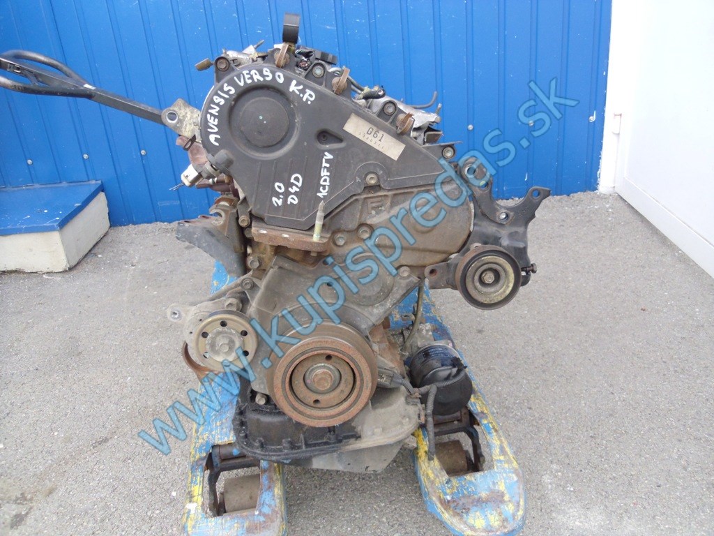 motor na toyotu avensis verso 2,0 d4d