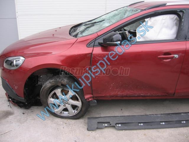 VOLVO V40 CROSS COUNTRY 1.6 T4 SUMMUM POWERSHIFT