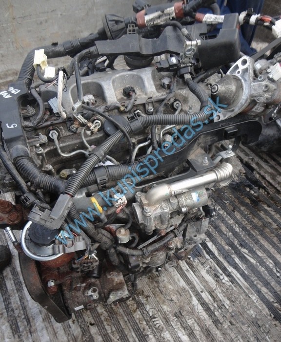 Kompletný motor TOYOTA AVENSIS 2.0 D4D 150k