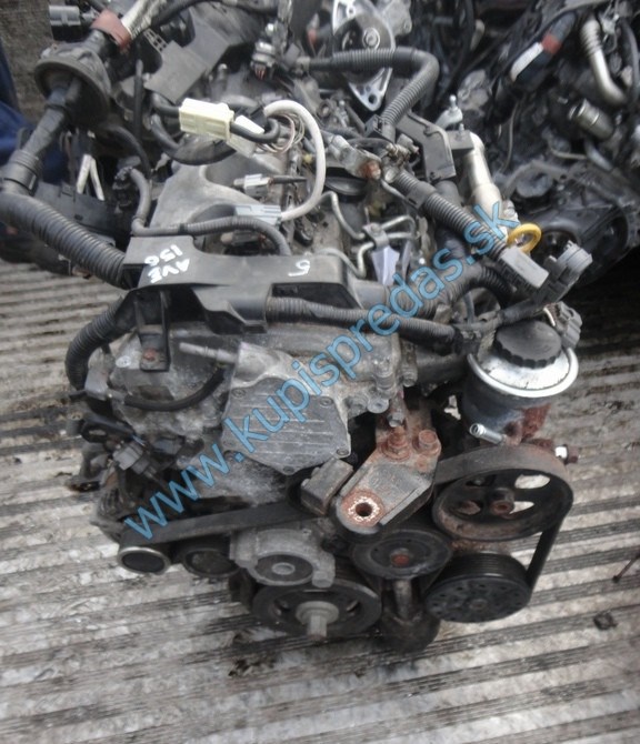 Kompletný motor TOYOTA AVENSIS 2.0 D4D 150k