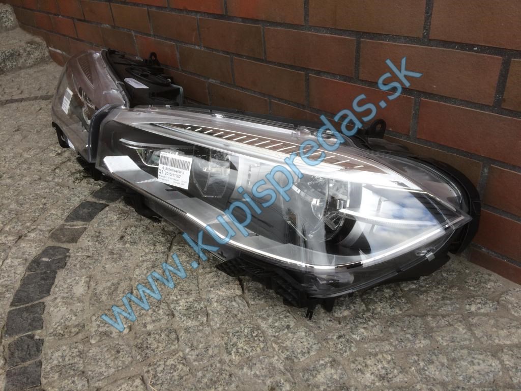 Predné LED ADAPTIVE svetlo pravé-ľavé BMW X5 F15 / BMW X6 F16 