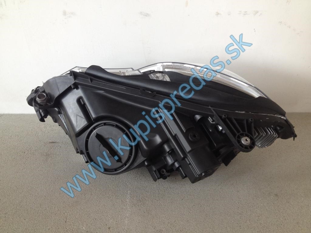 Predné Xenon svetlo pravé MERCEDES E W212 6.3 AMG