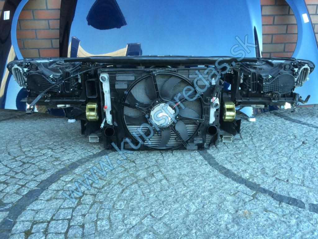 Predná kapota-čelo-blatníky-nárazník-svetlá BMW 7 F01 F02 F04 LCI