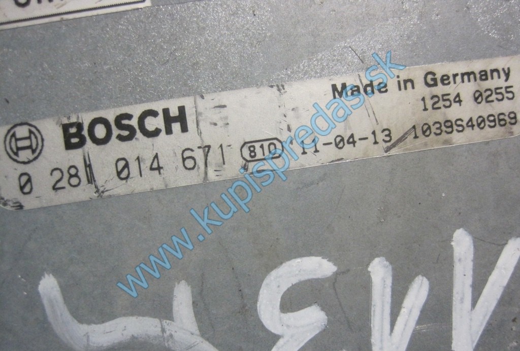 ECU riadiaca jednotka motora JAGUAR XF 3.0 TDI C113