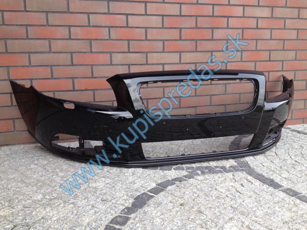 Predný nárazník VOLVO V70  