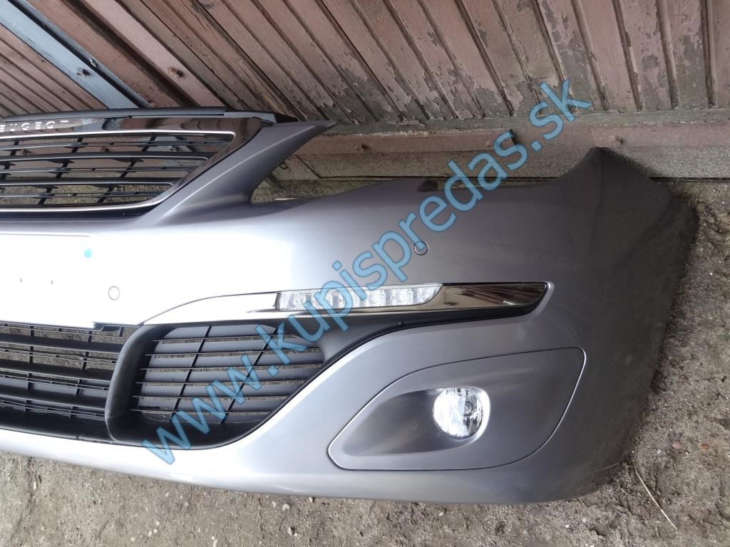 Predný nárazník Peugeot 308 LED PDC 
