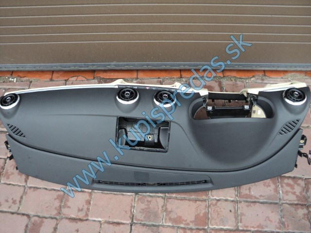 Palubná doska AUDI A3 8V CABRIO 2.0TDI  