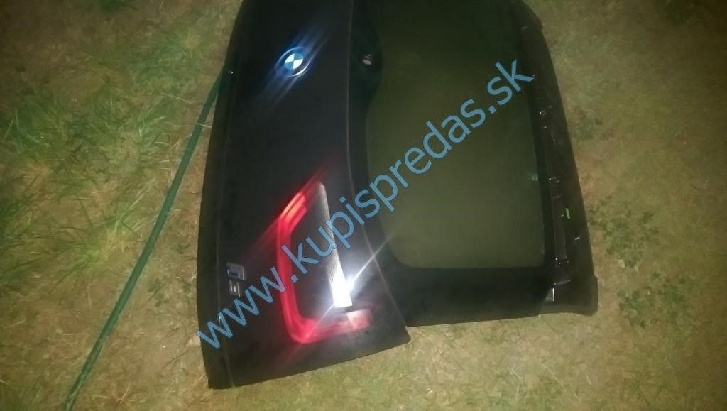 Kufrové dvere BMW i3