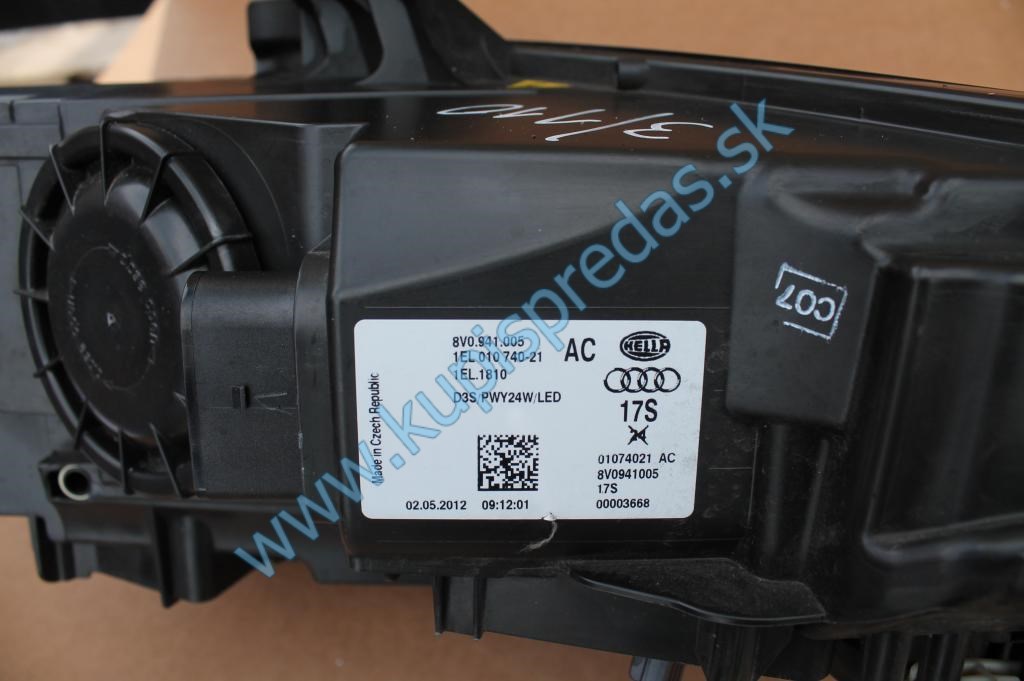 Predné ľavé Xenon svetlo AUDI A3 8V