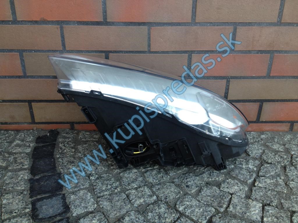 Predné ľavé Xenon svetlo VOLVO S80 V70 XC70  