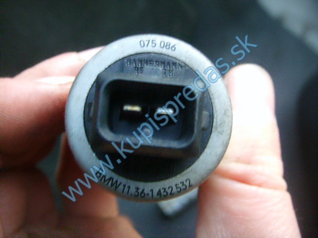 Elektromagnetický ventil BMW E46 E38 E39  