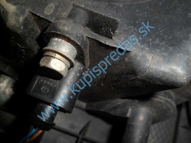 horný kryt na motor na vw volkswagen golf 5 1,6fsi, 