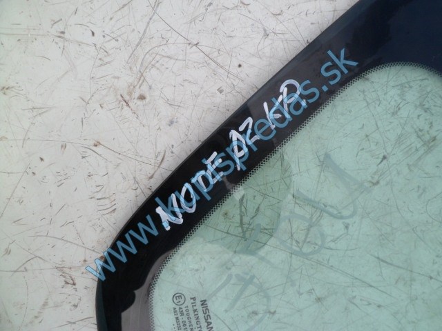 pravé zadné sklo na nissan note, do karosérie, 