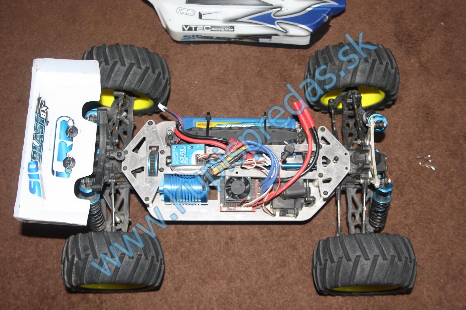 RC auto 4x4, 2,4GHz ovladac LRP