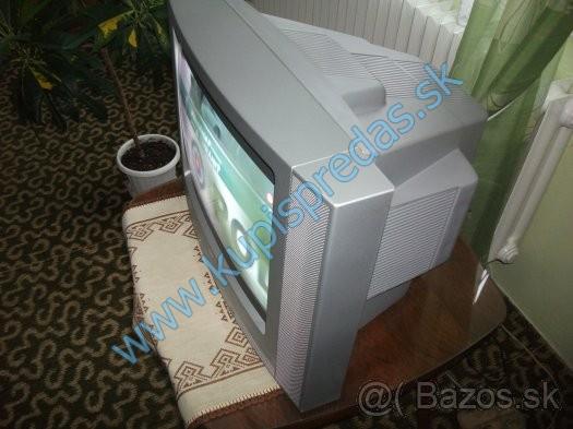 OVP televízor strieborný bezchybný