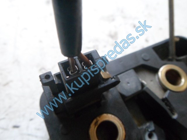 zadný zámok na zadnú kapotu na seat cordobu lift, 6K0827505