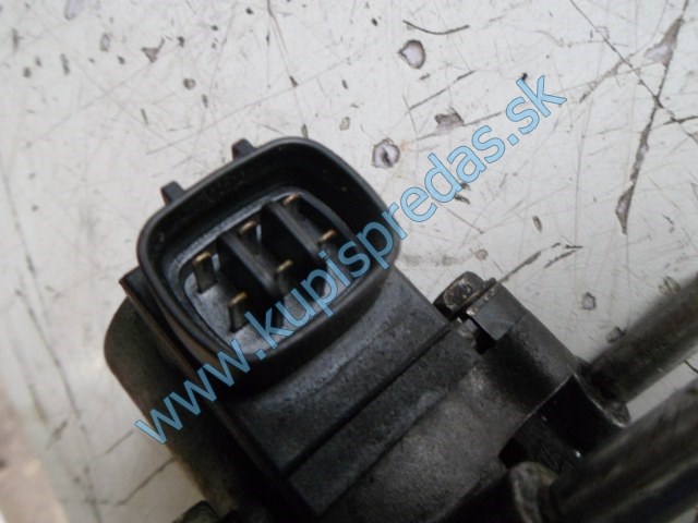 egr ventil na toyotu avensis t25 2,0d, 25620-27090, 135000-8110