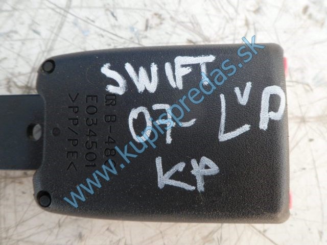 ľavý predný zapínač pásu na suzuki swift