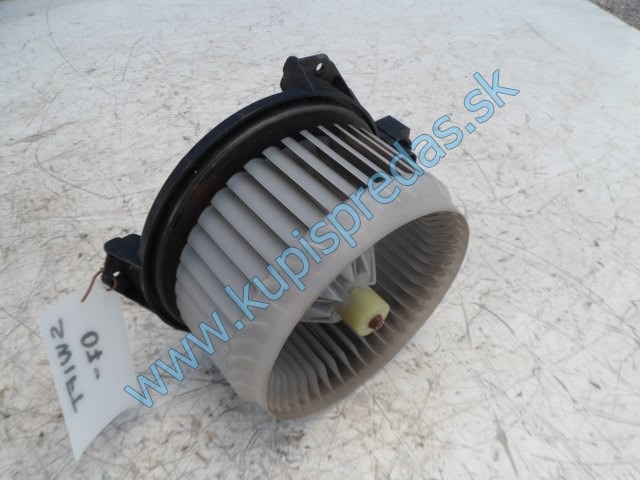 ventilátor kúrenia na suzuki swift, AV272700-0311