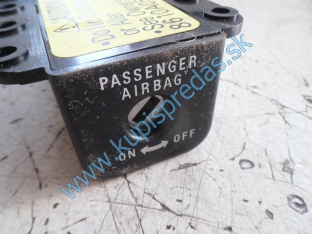 vypínač airbagu na mitsubishi outlander 8610A054