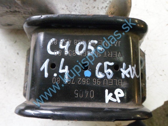 pravý predný držiak motora na citroen c4 1,4i 16V, 9646396780