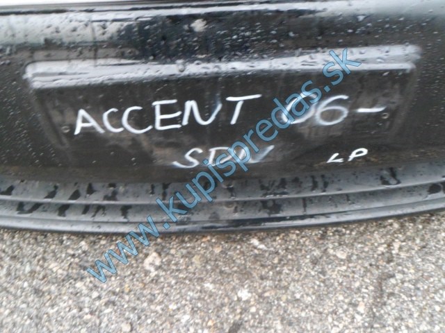 kompletný predný nárazník na hyundai accent, 