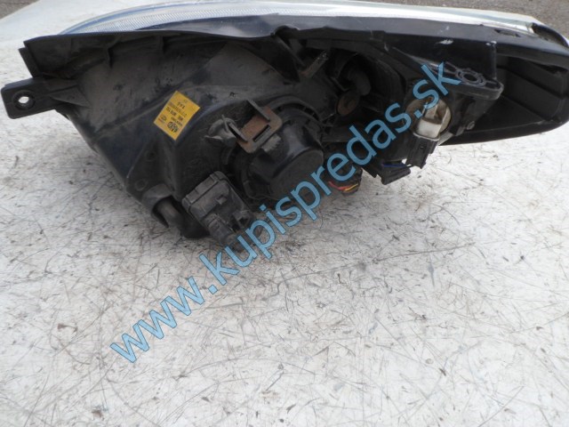 pravé predné svetlo na hyundai accent, 010192999000