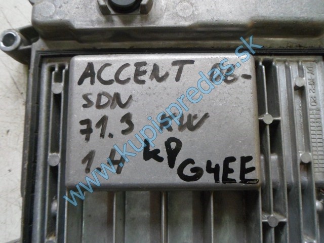 riadiaca jednotka motora na hyundai accent 1,4i, 39101-26AD3, 