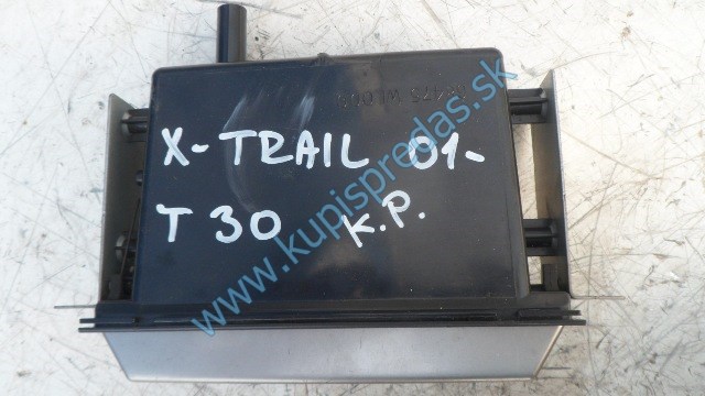 odkladacia skrinka na nissan x-trail t30, 