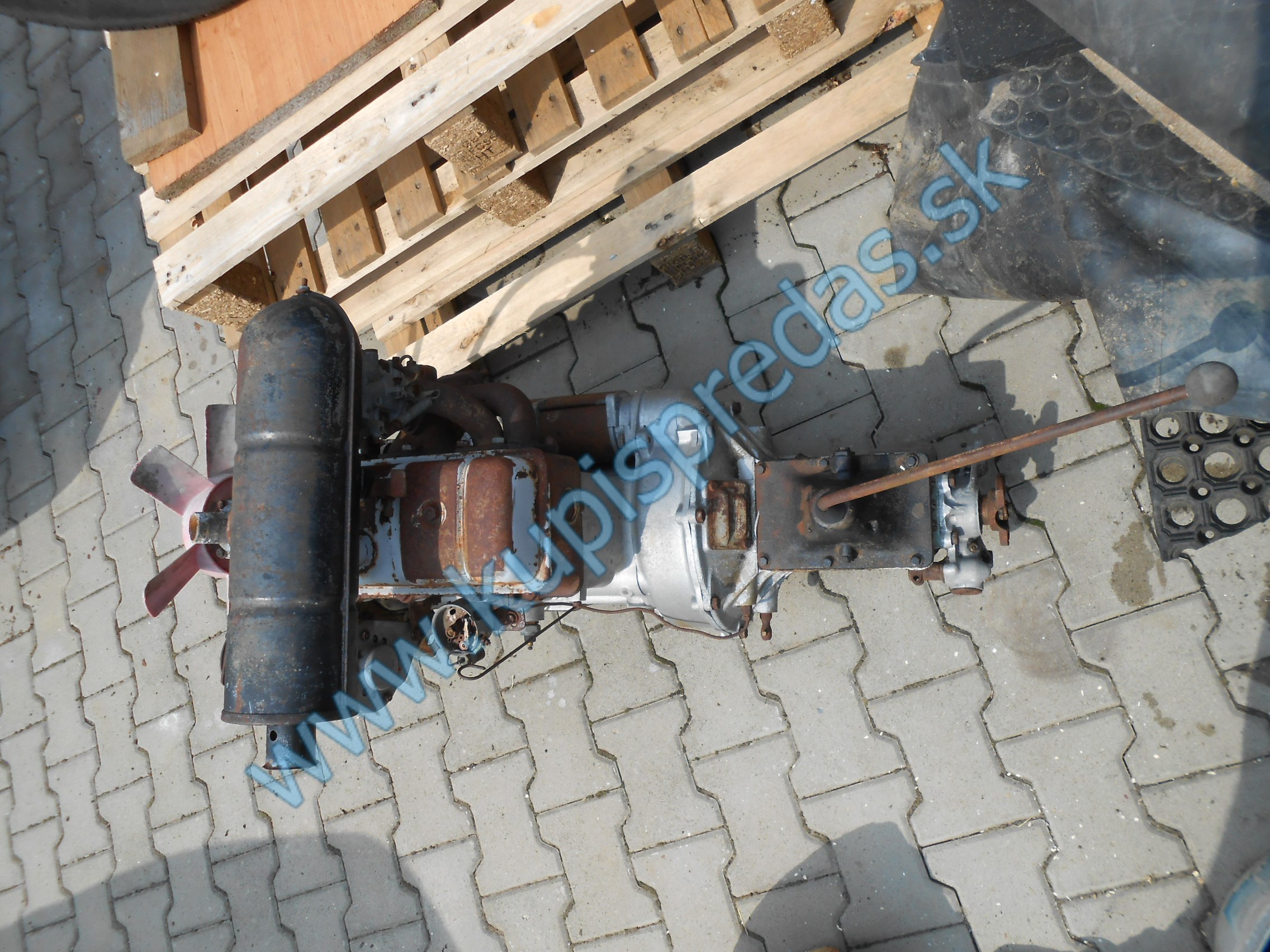 Motor, prevodovka Škoda Spartak