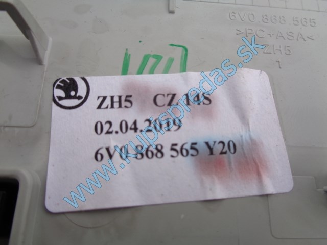 kastlík na okuliare na škodu fábiu 3, 6V0868556