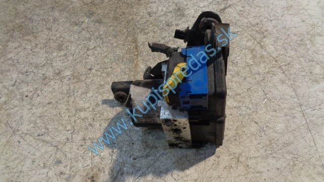 abs pumpa na renault megane 3 1,6i, 476602272R