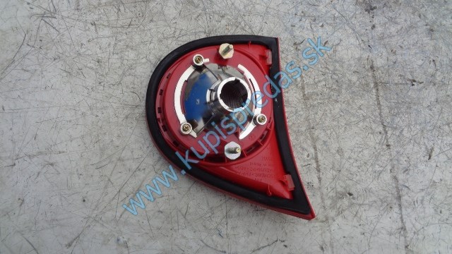 pravé zadné svetlo do kapoty na vw volkswagen golf 5 HB, 1K6945094E