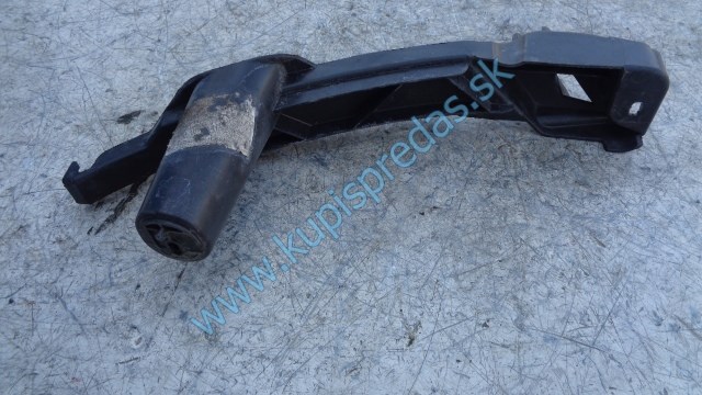 pravý predný držiak nárazníka na vw volkswagen golf 5, 1K0807890