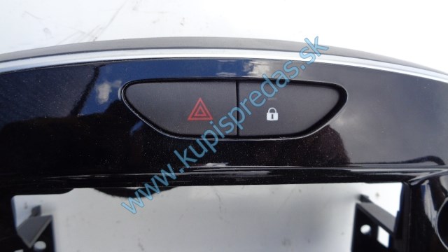 stredový panel na palubovku na renault clio 4, 682606856R