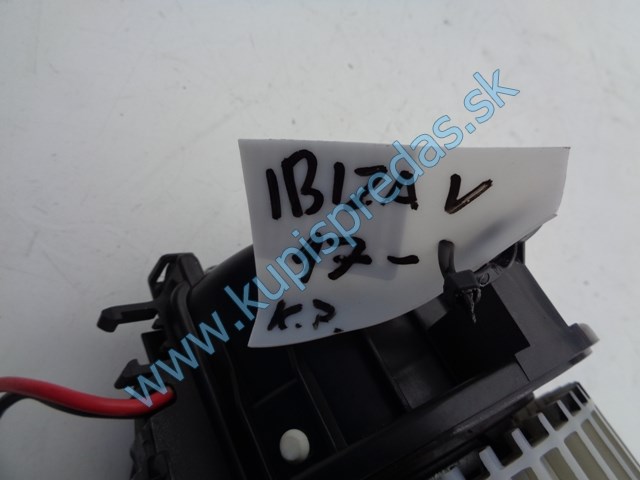 vnútorný ventilátor kúrenia na seat ibizu 5, 2Q1820021