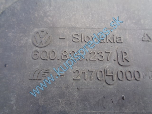 plast pod motor na škodu roomster, 6Q0825237