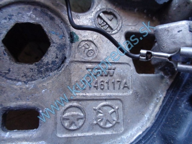 multifunkčný volant na ford fiestu mk7, 62146117A