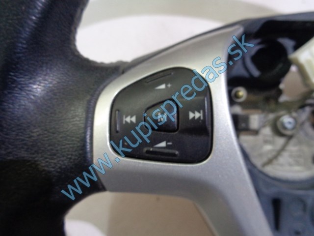 multifunkčný volant na ford fiestu mk7, 62146117A