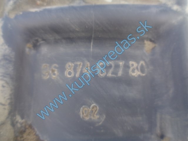 pravý zadný podblatník na citroen c4, 5 derový, 9687462780
