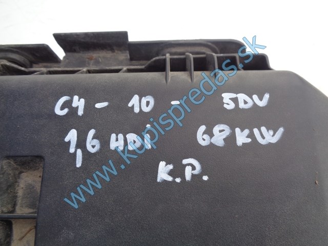 vzduchový filter na citroen c4 1,6hdi, 9673061080