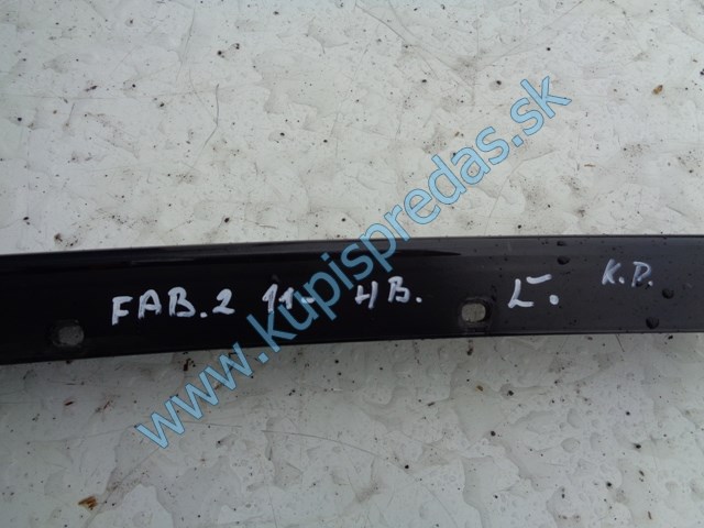 ľavá predná  lišta na čelné sklo na škodu fábiu 2, 5J6853263A