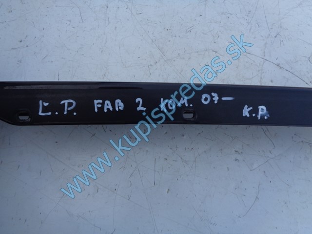 ľavá predná lišta na  A stĺpik na škodu fábiu 2, 5J6853263A