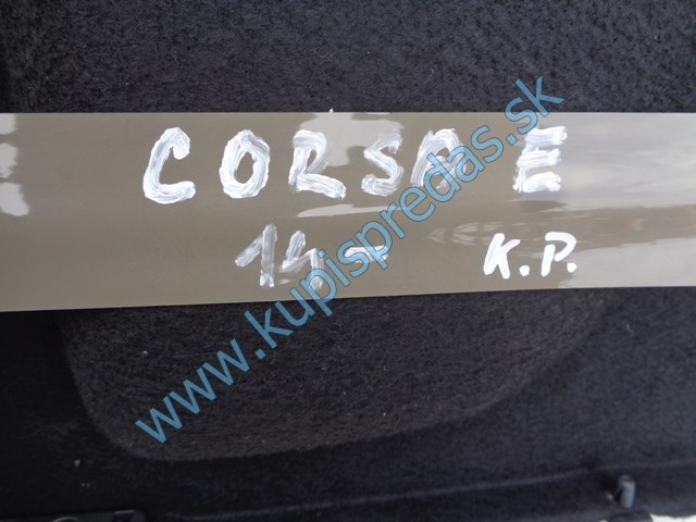 zadné pláto do kufra na opel corsu E 5 dverovú, 