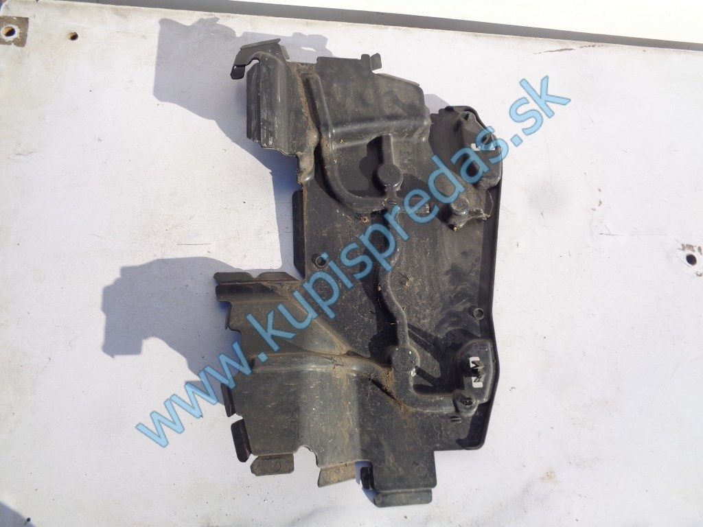 ľavý plast nasávania citroen c3 picasso, 9685230680