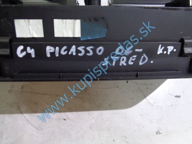 stredový výduch kúrenia na citroen c4 picasso, 303845303846