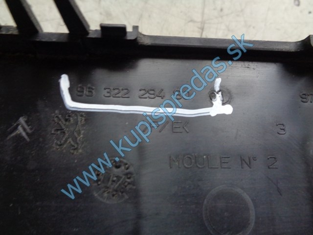 poistkjová skrinka na citroen c4 picasso, 9632229480