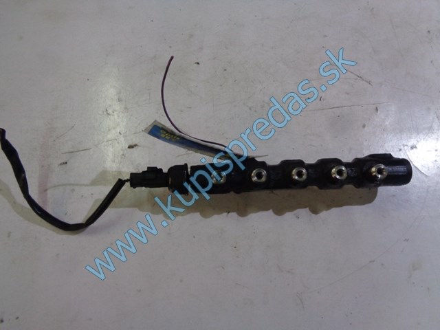 vstrekovacia rampa  na citroen c4 picasso, 9654592680