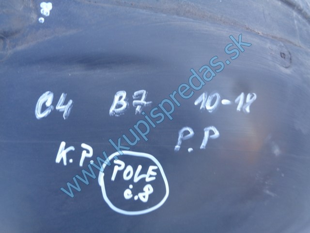 pravý predný podblatník na citroen c4 B7, 9687456580