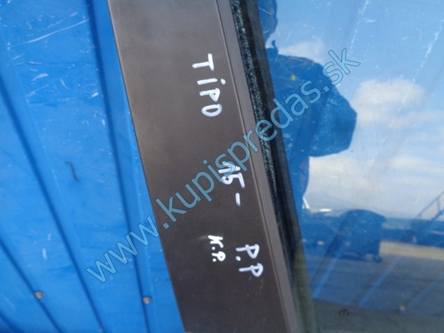 pravé predné dvere na fiat tipo II , 